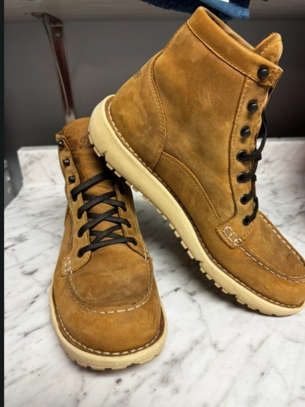 Danner Logger Moc 917 GTX Men's 9.5D Leather Vibram Boots Bone Brown